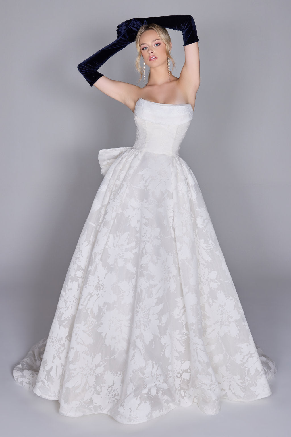 Yumi Katsura: Tamar – Camellia Wedding Gown | Bridal Store
