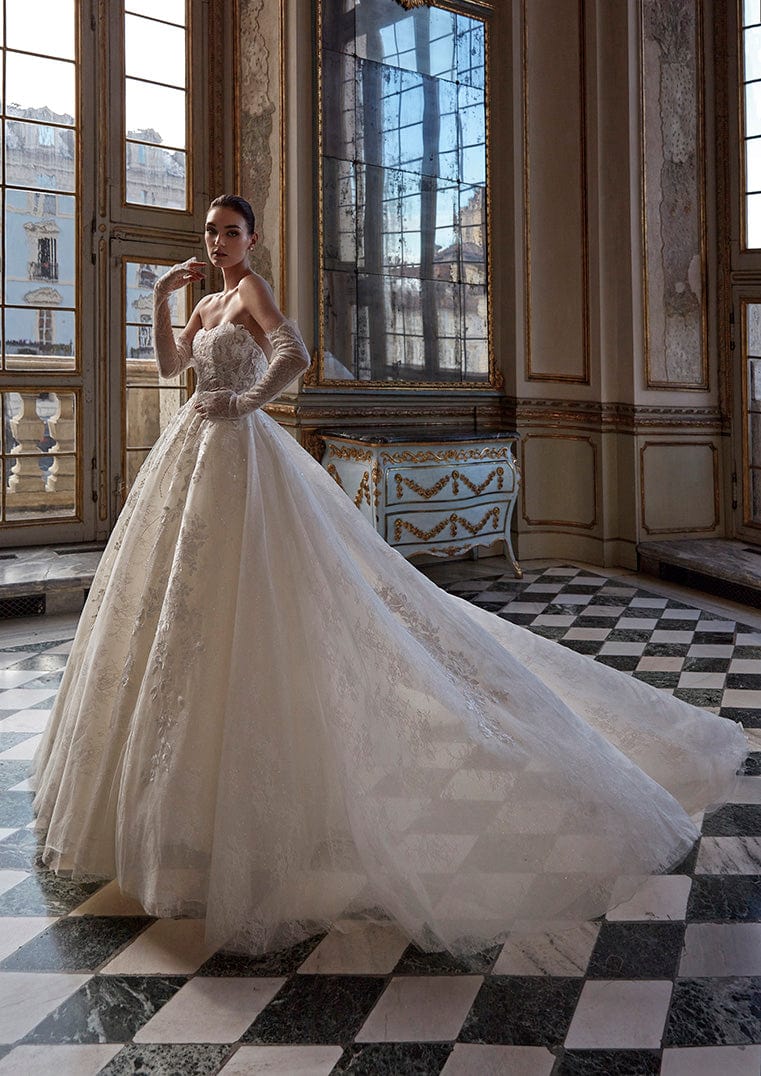 colombian princess wedding dress Sweetheart Cathedral Train Tulle Wedding Dress Appliques COCOMELODY CW2387, 45 Days / Ivory / Custom Size