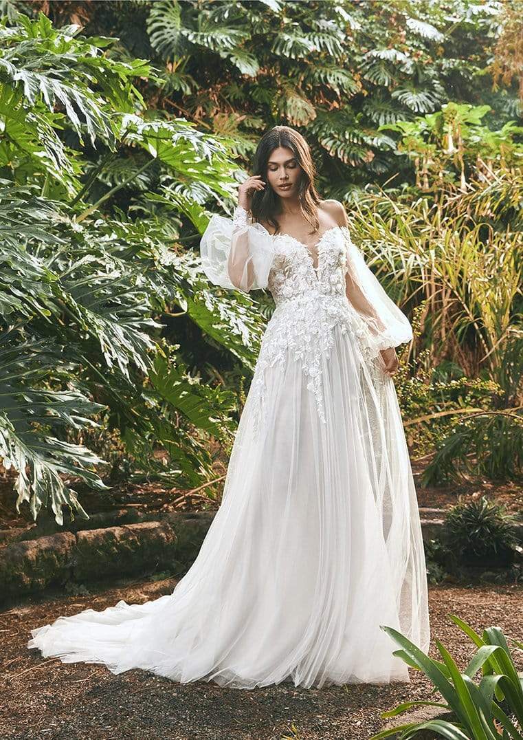 wedding dress designer pronovias Pronovias Collection: Modern Bridal Elegance