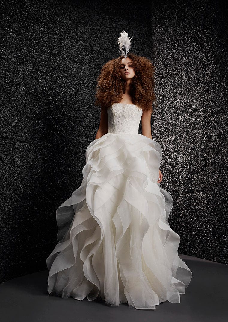 Vera Wang: Jeaninne – Camellia Wedding Gown | Bridal Store | Wedding  Dresses in Toronto