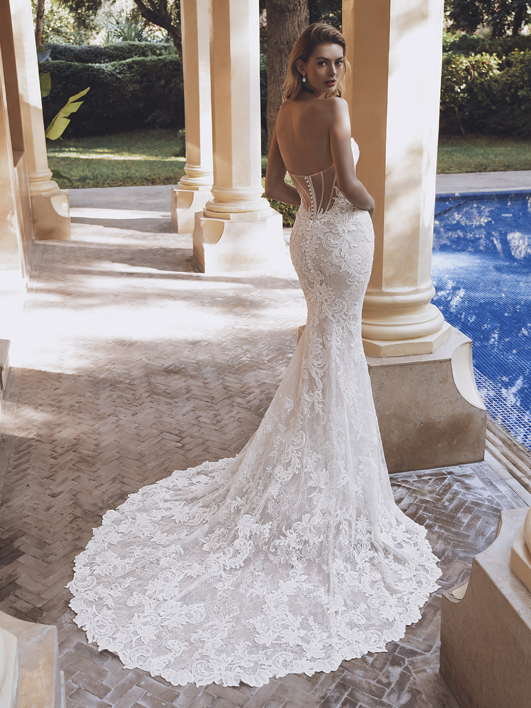 Enzoani: Urvashi – Camellia Wedding Gown | Bridal Store | Wedding