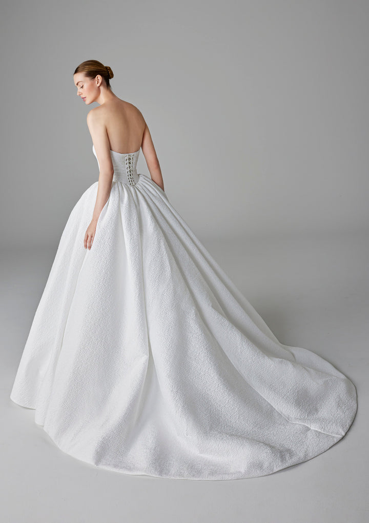 Pronovias: Alby