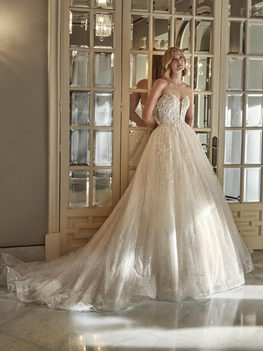 Pronovias Privee: Alisette