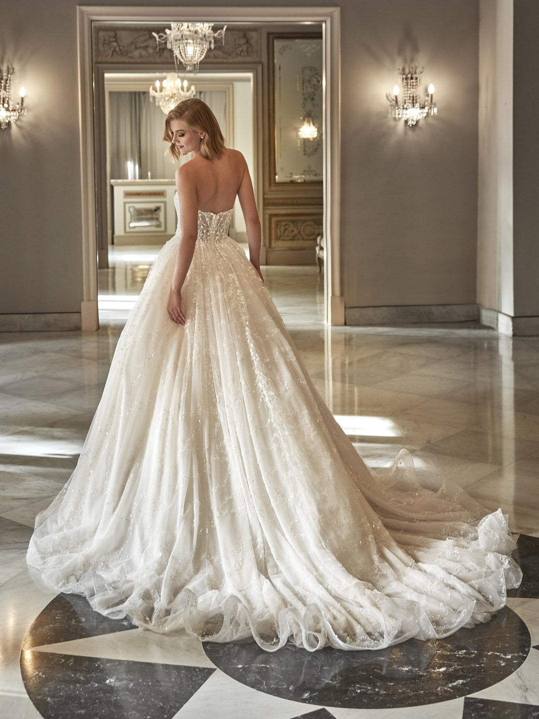 Pronovias Privee: Alisette