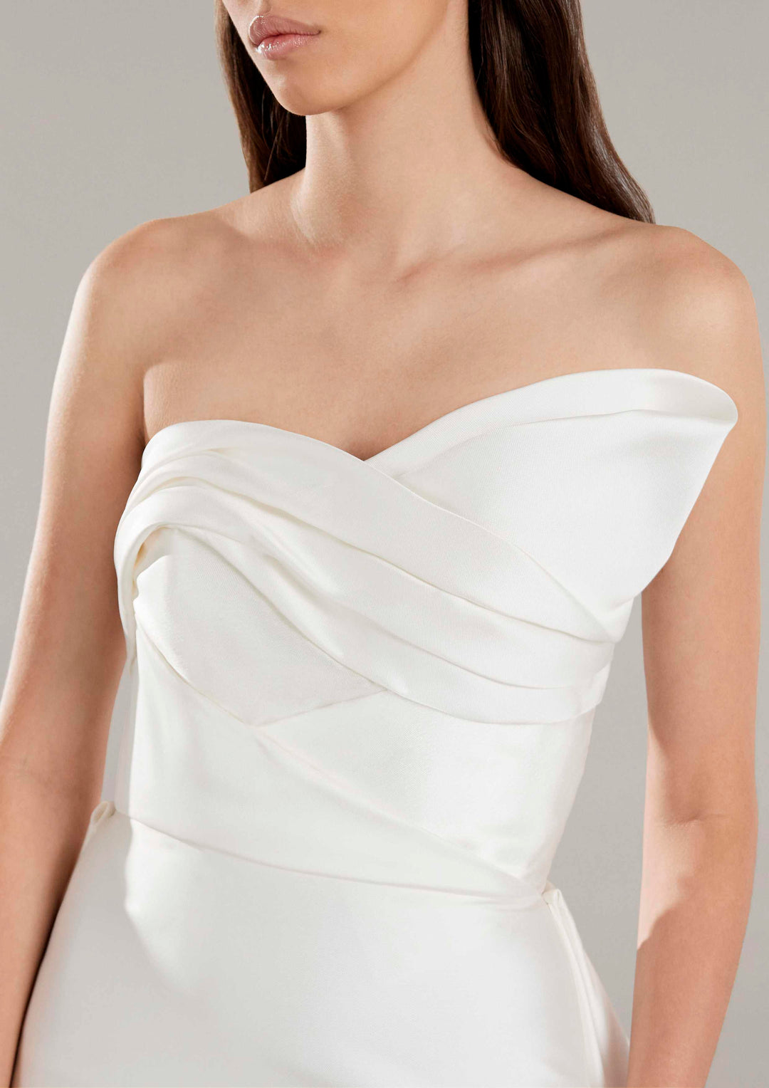 Pronovias: Arya