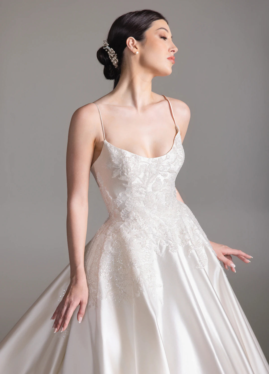 Lazaro Bridal: Beckett