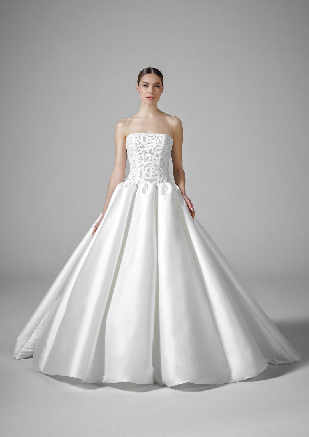 Pronovias: Bourgeon