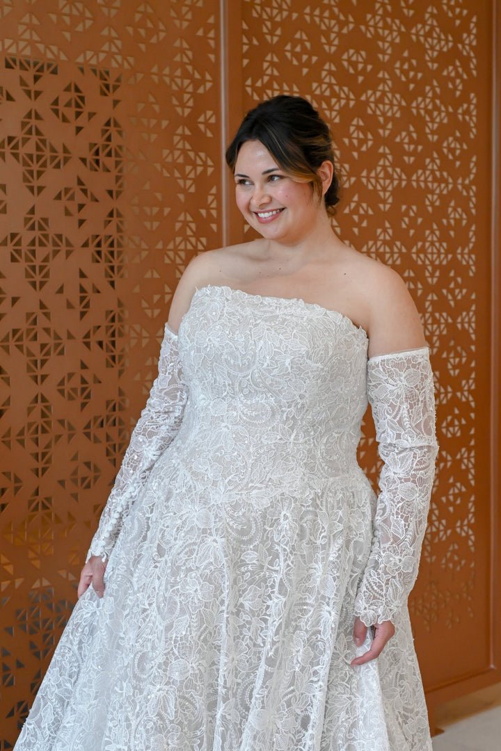 Curve Couture Lugano ball gown wedding dress 1 - Camellia Wedding Gown Toronto