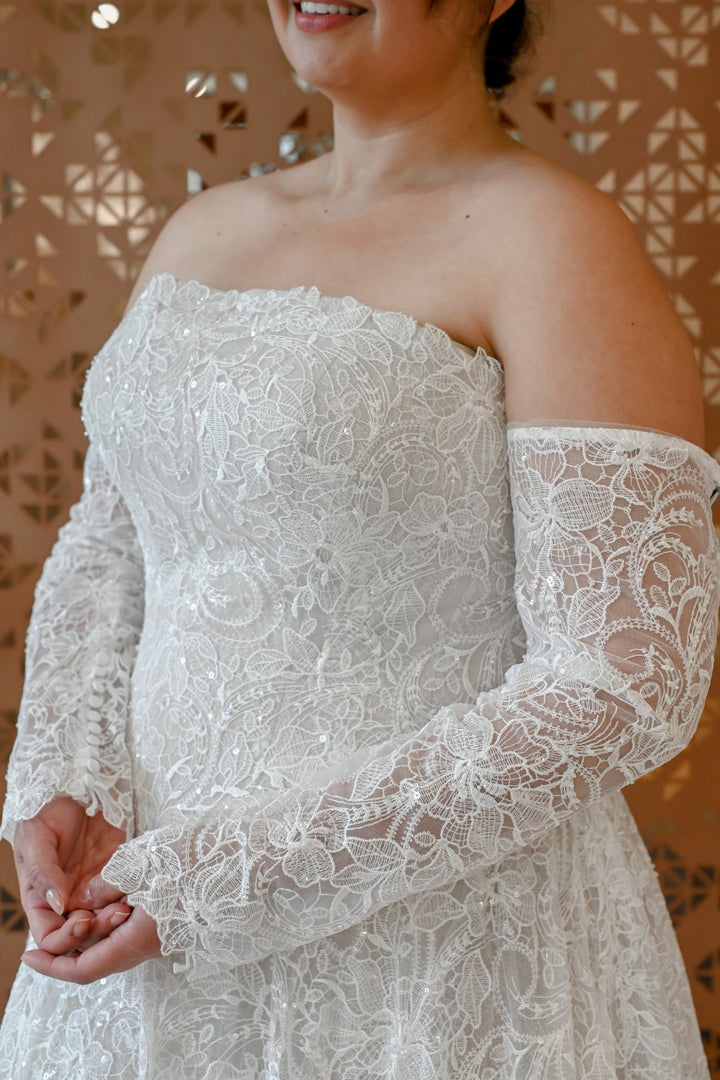Curve Couture Lugano ball gown wedding dress 3 - Camellia Wedding Gown Toronto