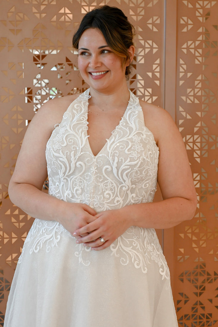 Curve Couture Rhea a-line wedding dress 4 - Camellia Wedding Gown Toronto
