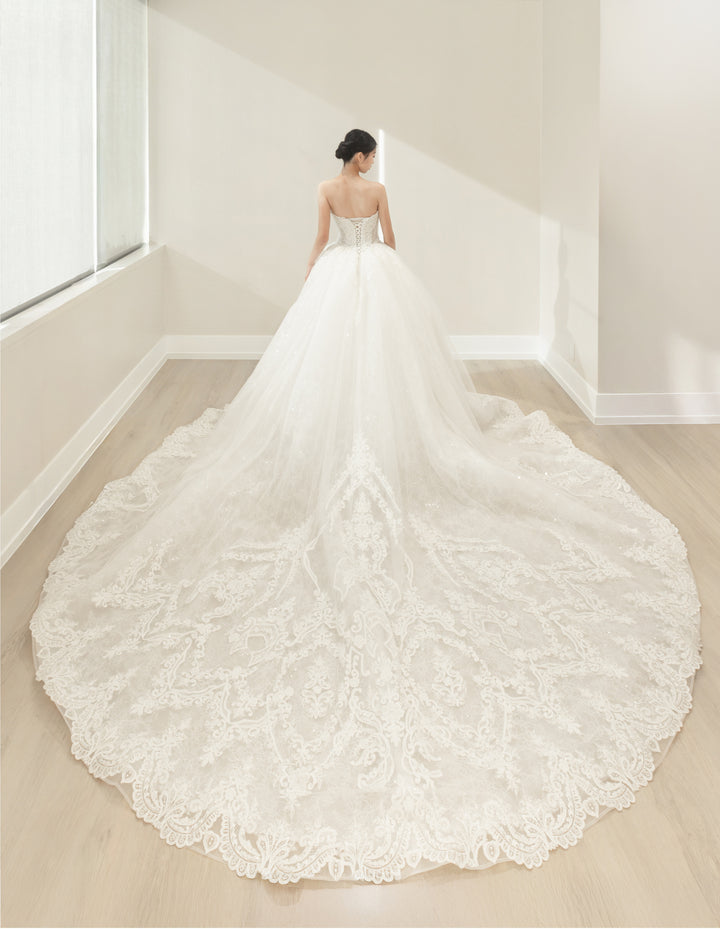 Magnolia Couture: Dahlia