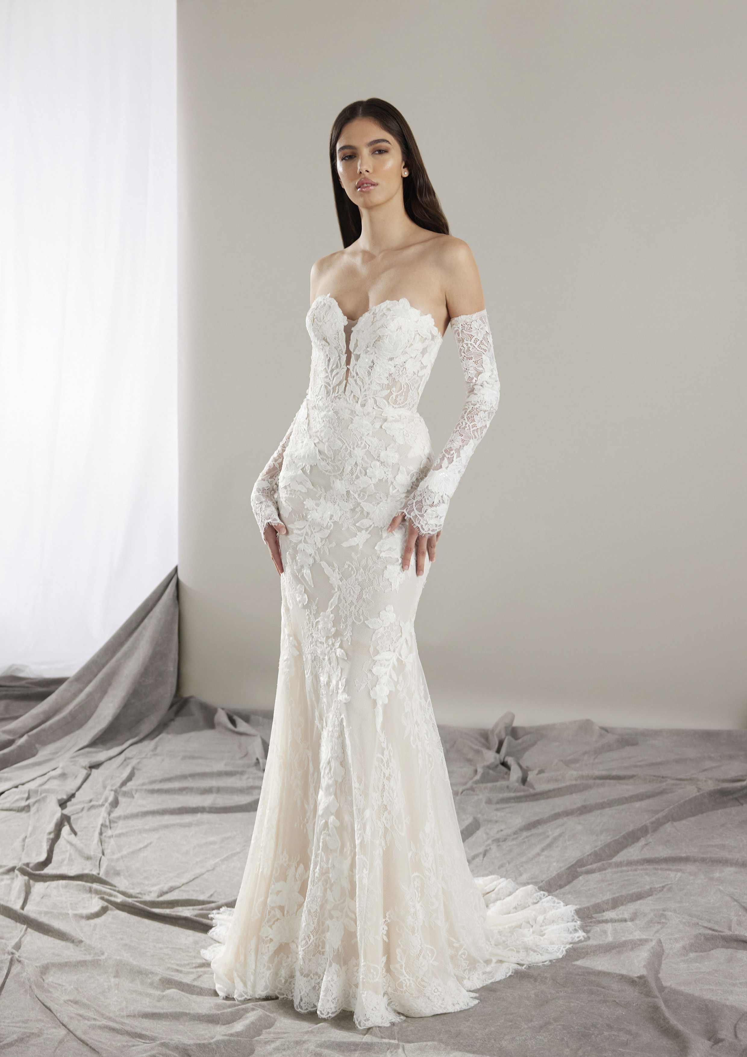 Pronovias Hart 0 Off White pink