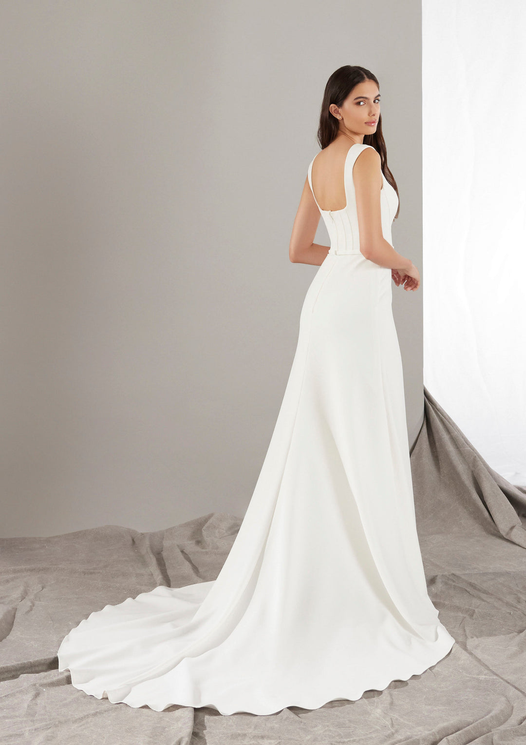 Pronovias: Holane