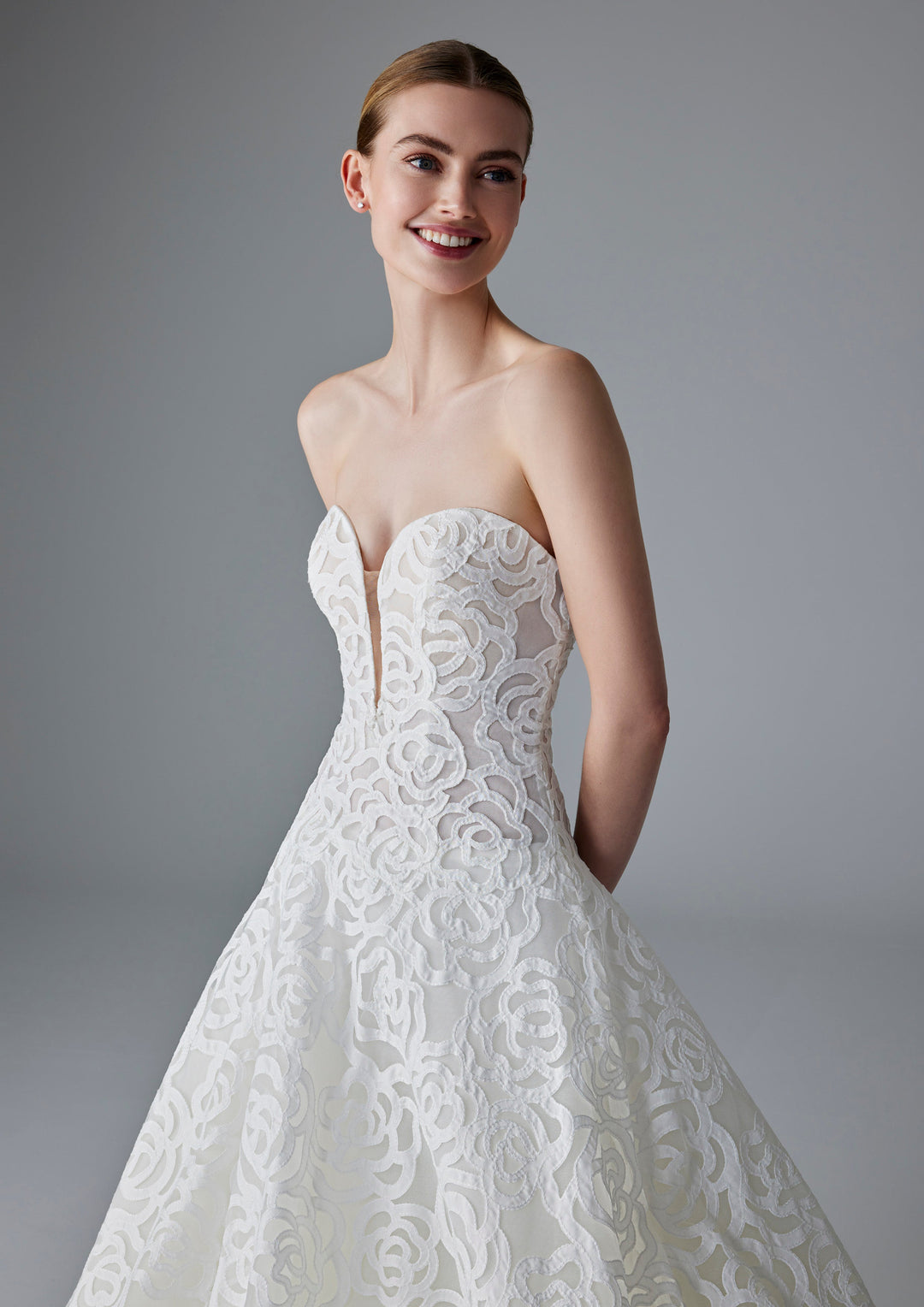 Pronovias: Louelle