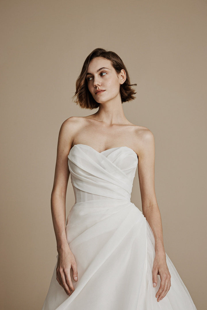 La Premiere Calla wedding dress, image 2