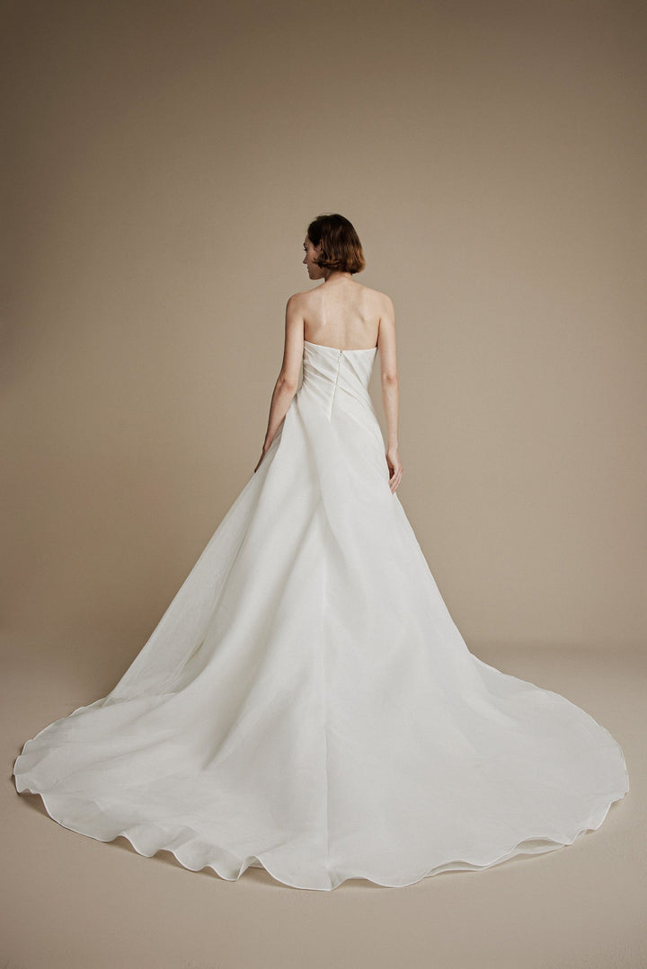 La Premiere Calla wedding dress, image 5