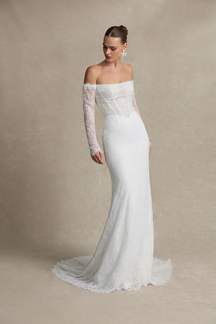 La Premiere: Bronwyn