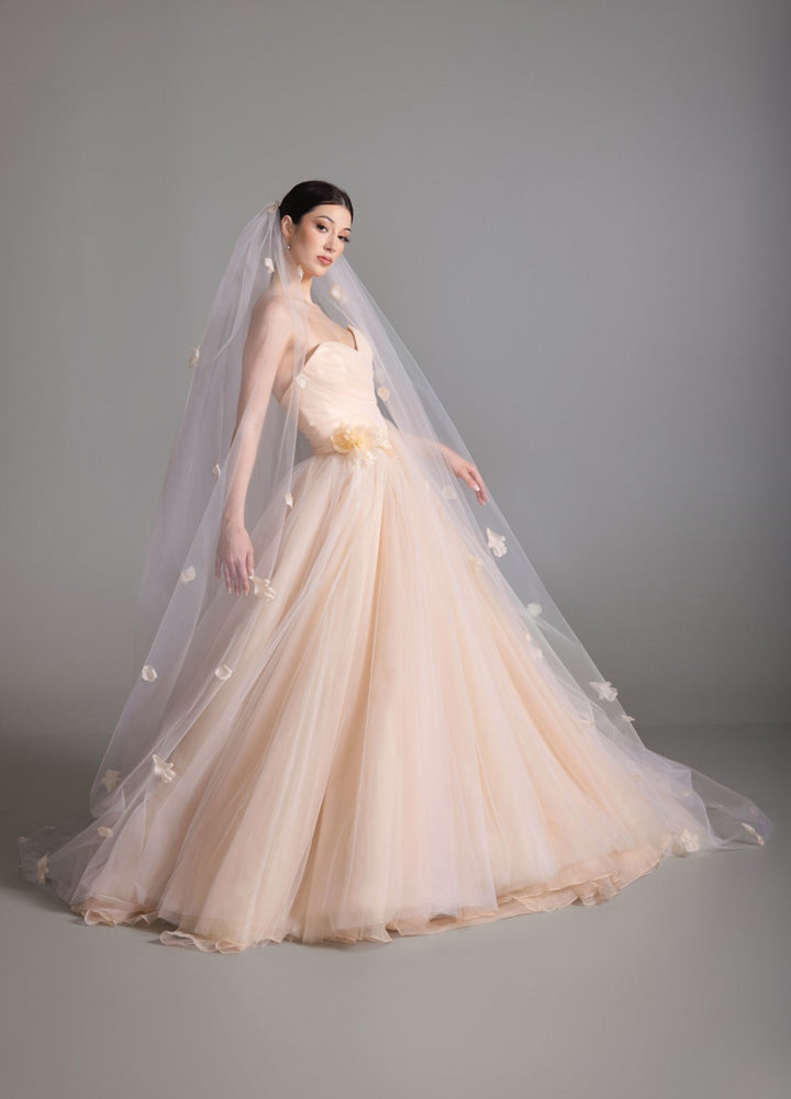 Lazaro Bloom wedding dress, image 8