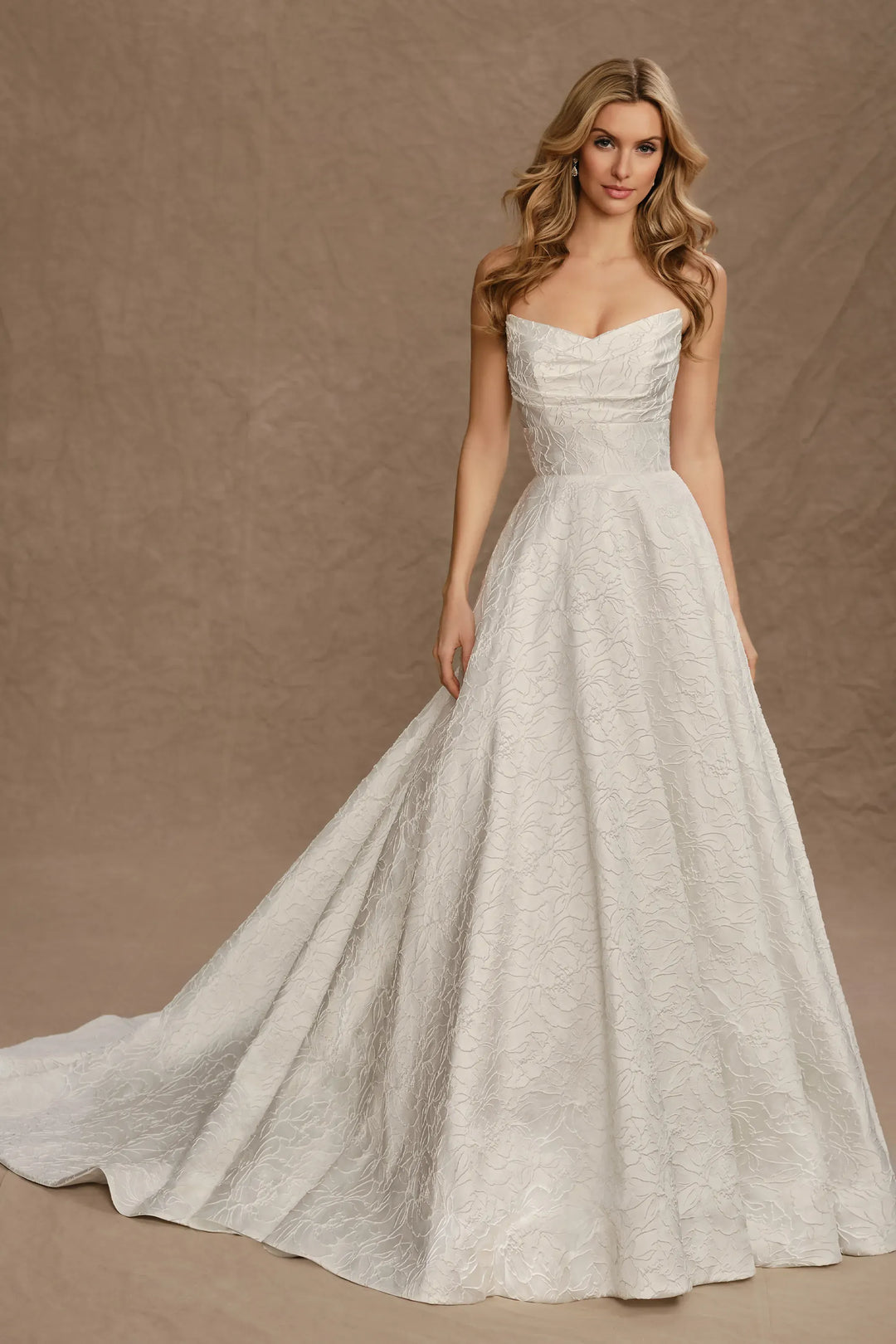 Martin Thornburg Lilia MT4018 wedding dress, image 1