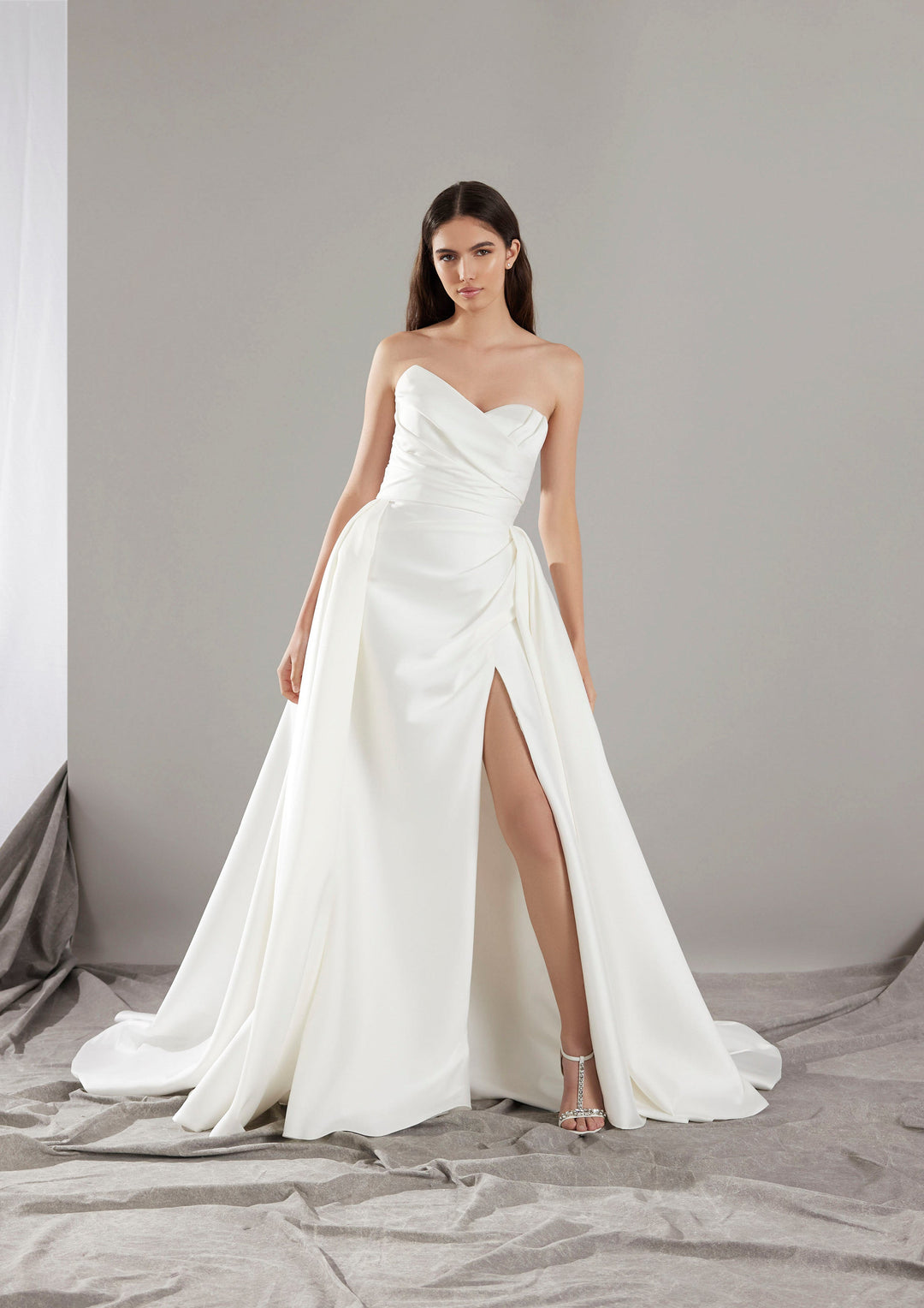 Pronovias: Onary