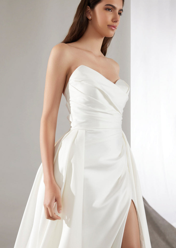 Pronovias: Onary