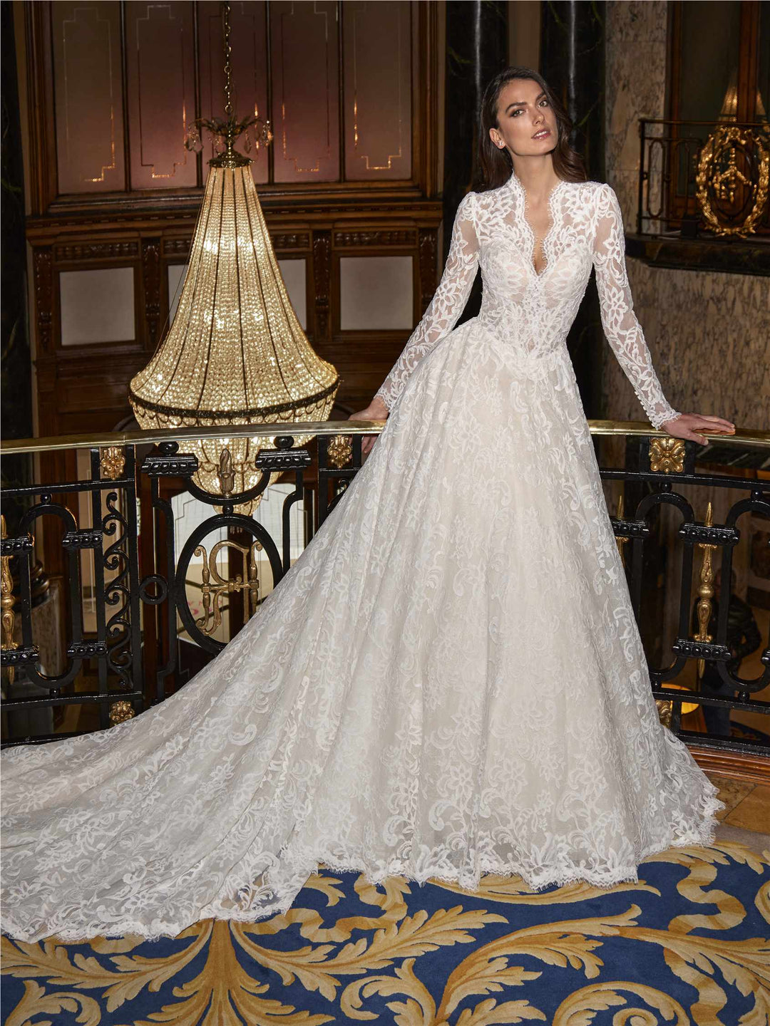 Pronovias Bithynia princess lace wedding dress with V-neckline, image 1
