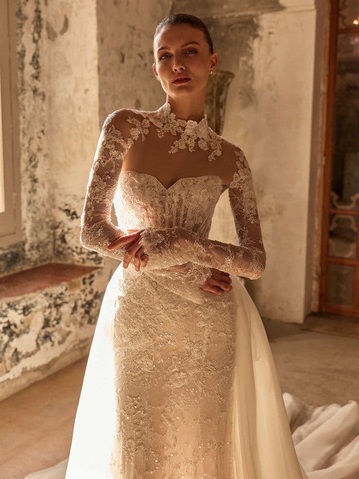 Pronovias Privée Hajay mermaid lace wedding dress, image 6
