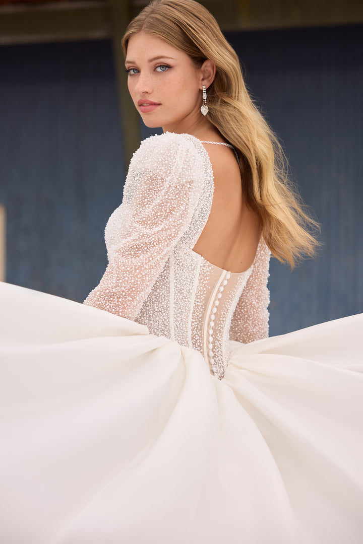 Sophia Tolli: ST660  - Melody