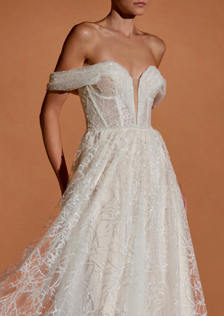 Pronovias Privee: Sunnya