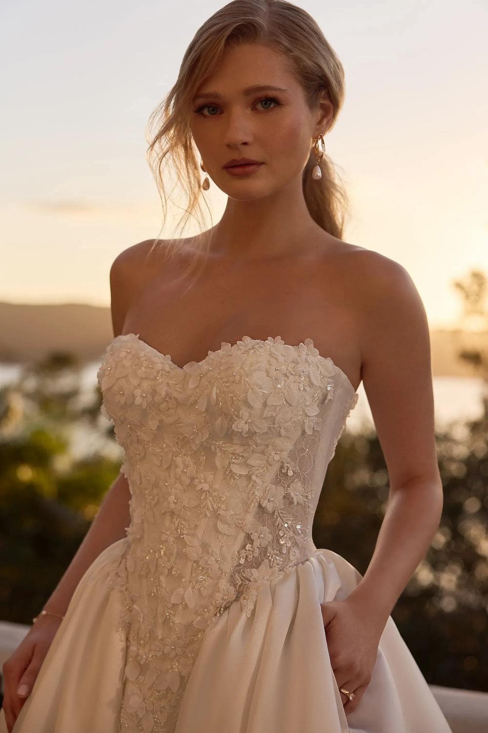 Sophia Tolli Tiffany Y3235 wedding dress, image 3