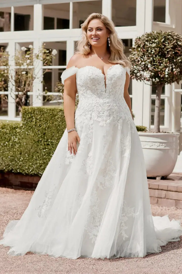 Sophia Tolli: Y22265LB - Emelina