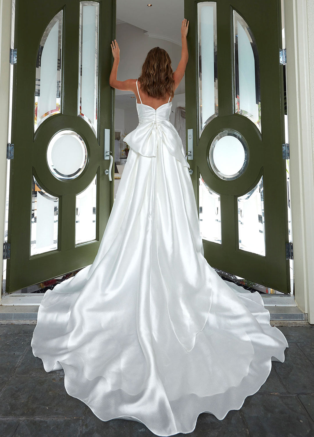 Ashley Justin Amalia 10914 sample sale fitted wedding dress with straps back view