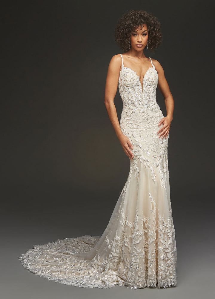 Ashley Justin Asher 11133 sample sale wedding dress mermaid with beaded lace appliqué front view