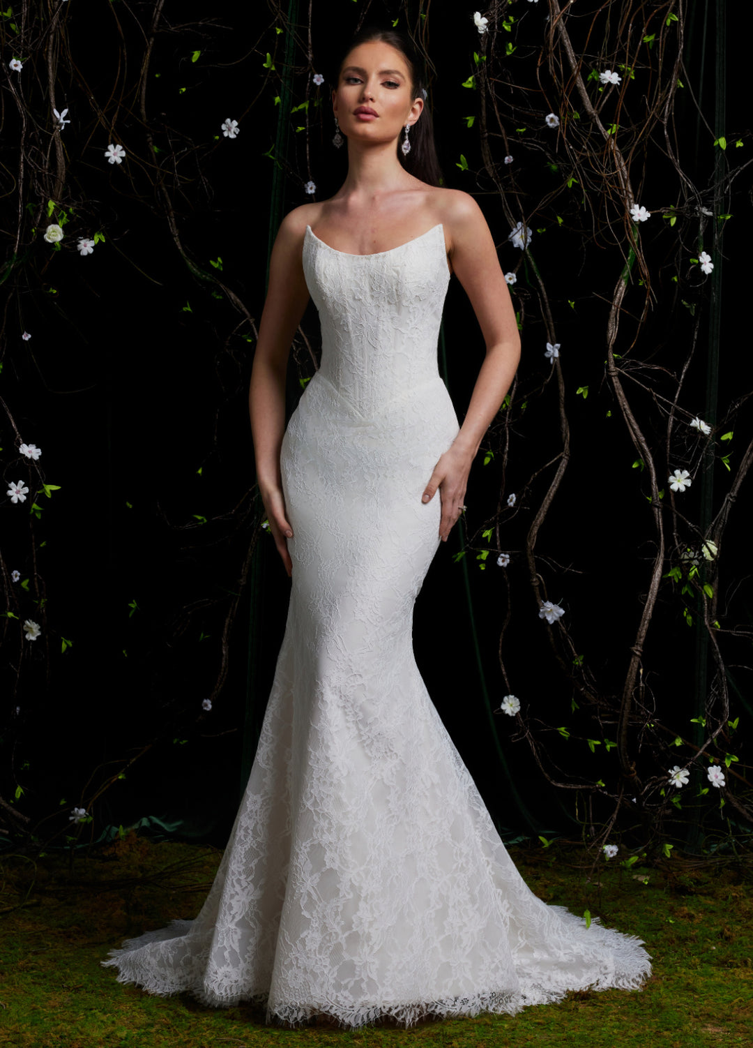 Ashley & Justin Gloria 12061D sample sale lace mermaid wedding dress with basque waist  front details view