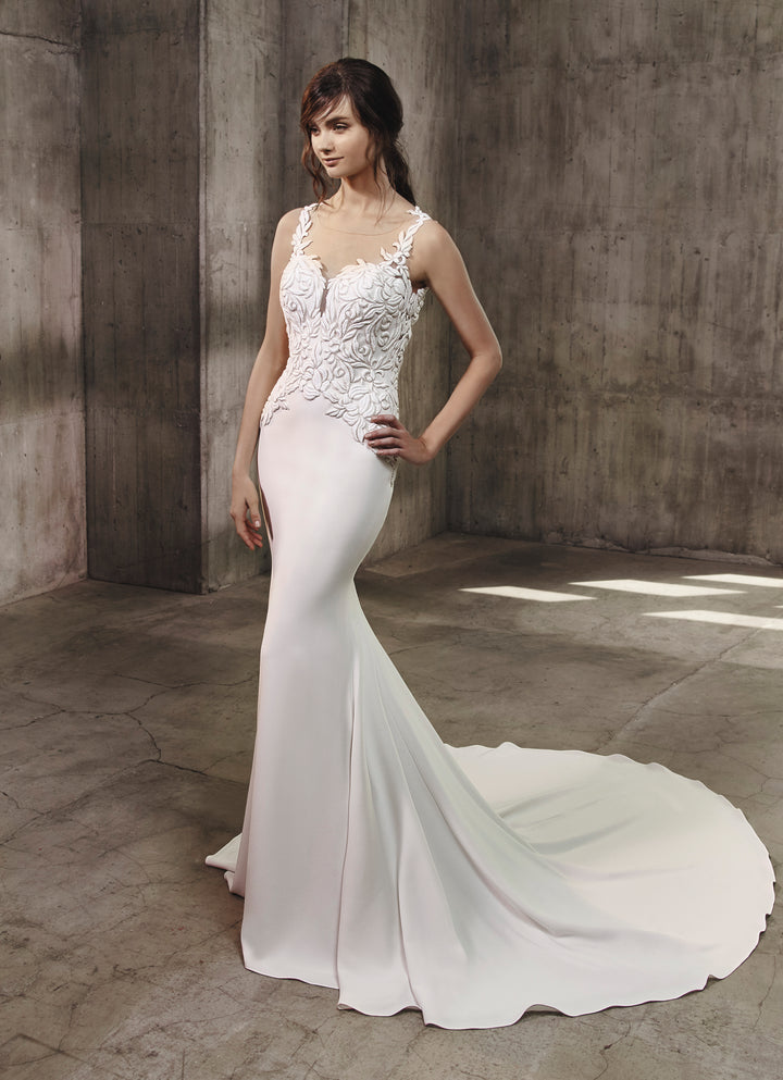 Badgley Mischka Avery sample sale wedding dress front view