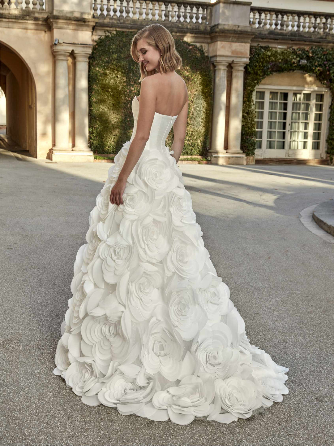 Pronovias Privee: Celis