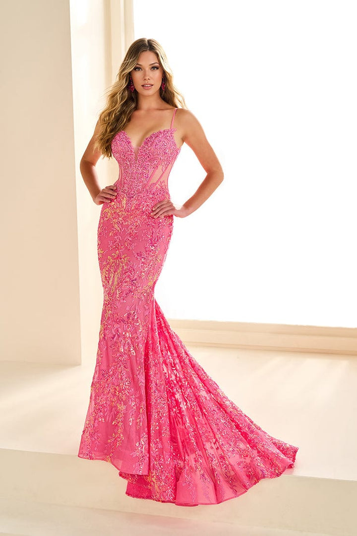 Ellie Wilde Prom 00 / Hot Pink Ellie Wilde: EW36003