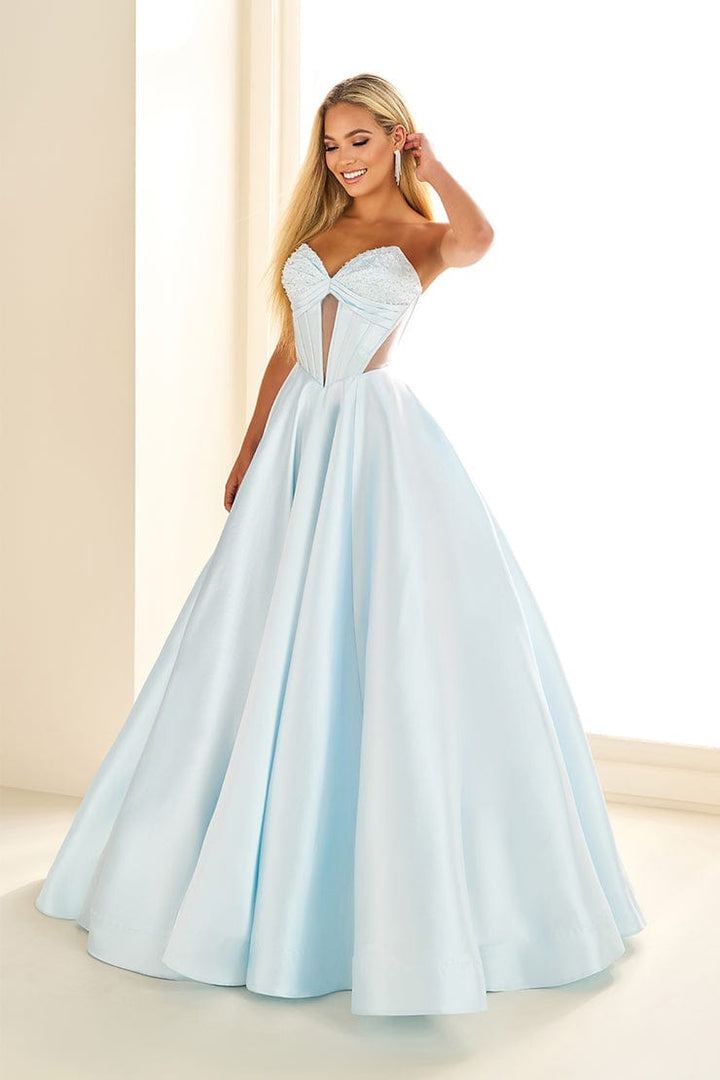 Ellie Wilde Prom 00 / Ice Blue Ellie Wilde: EW36025