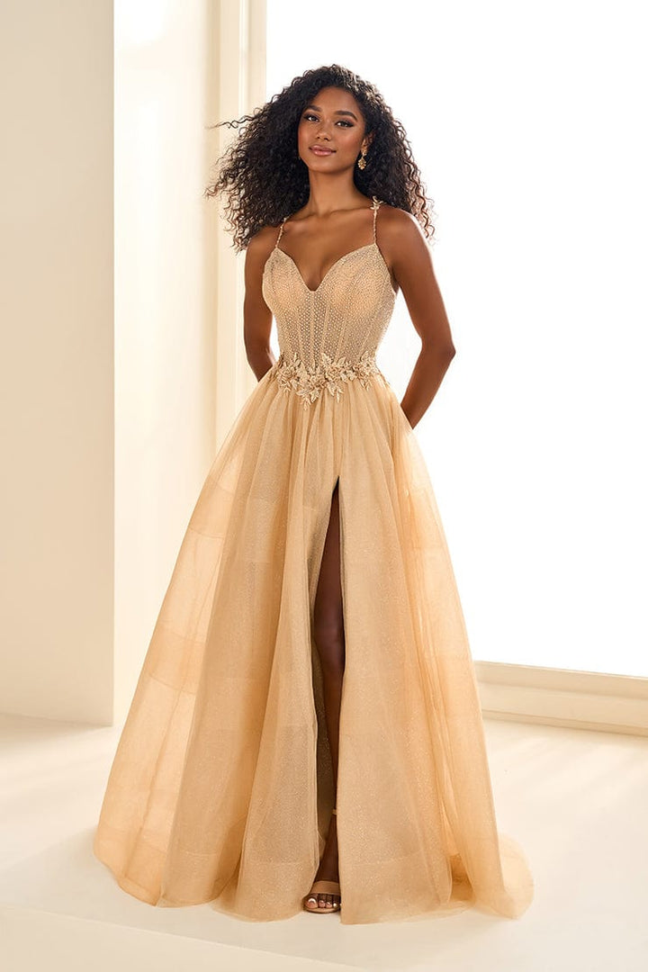 Ellie Wilde Prom 00 / Gold Ellie Wilde: EW36058