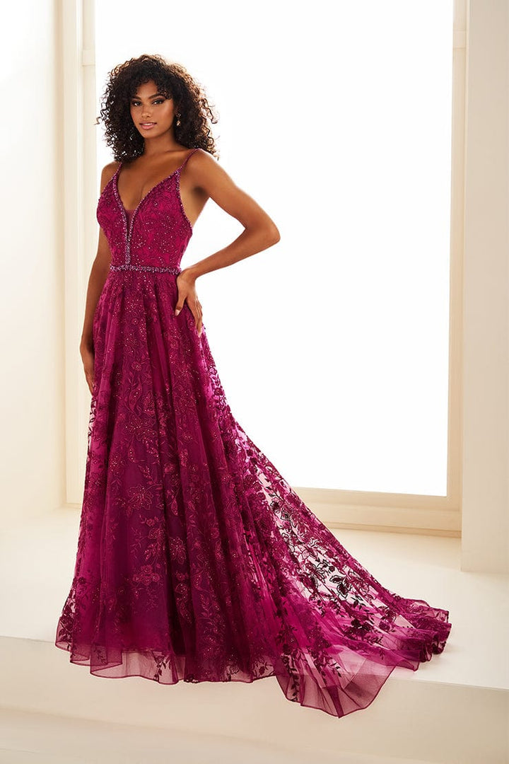 Ellie Wilde Prom 00 / Plum Ellie Wilde: EW36088