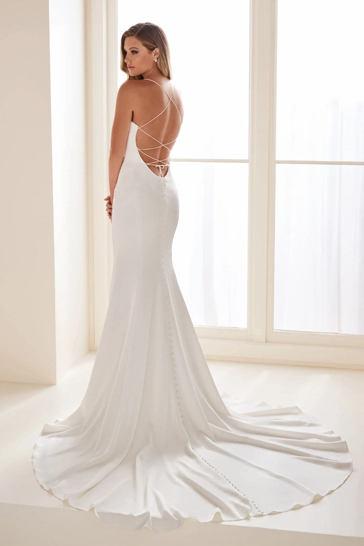 Enchanting E607 sample sale fitted wedding dress with low back train view