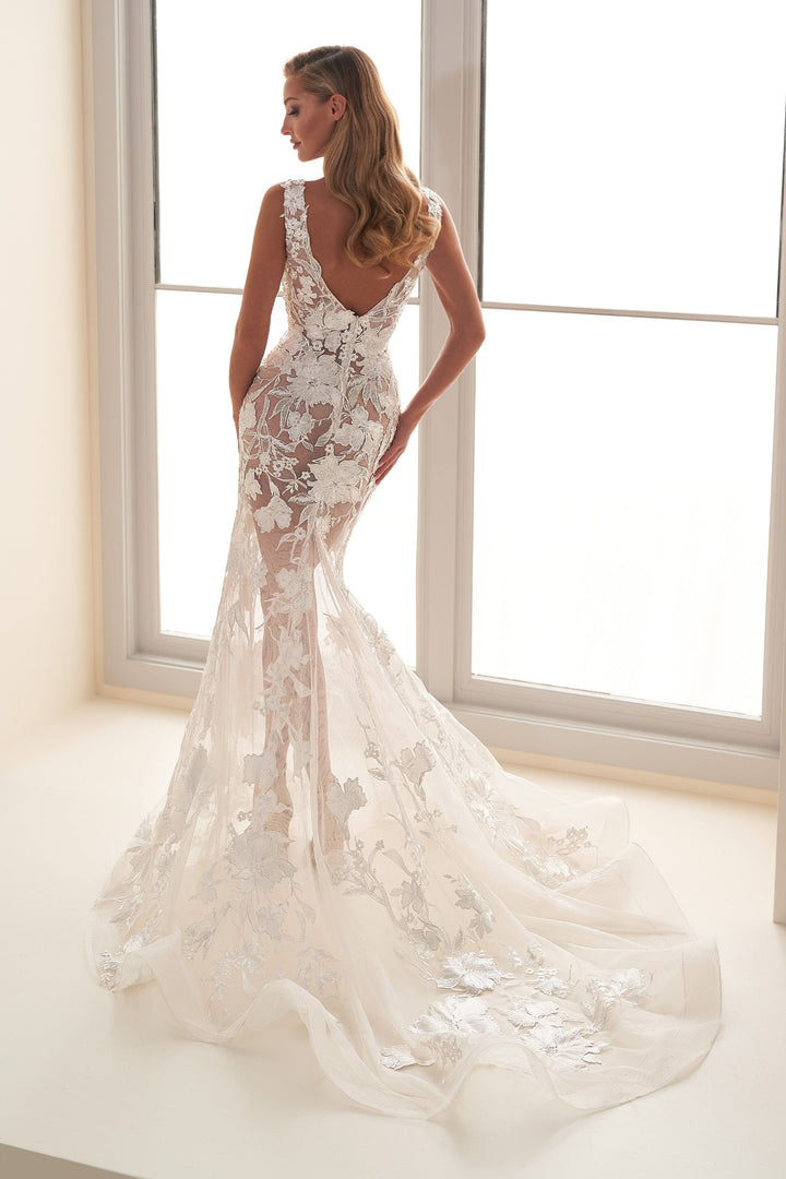 Enchanting Wedding Dress Enchanting: E2500