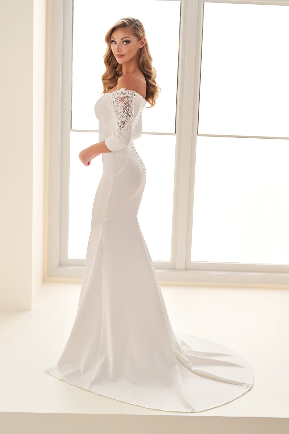 Enchanting Wedding Dress Enchanting: E2505