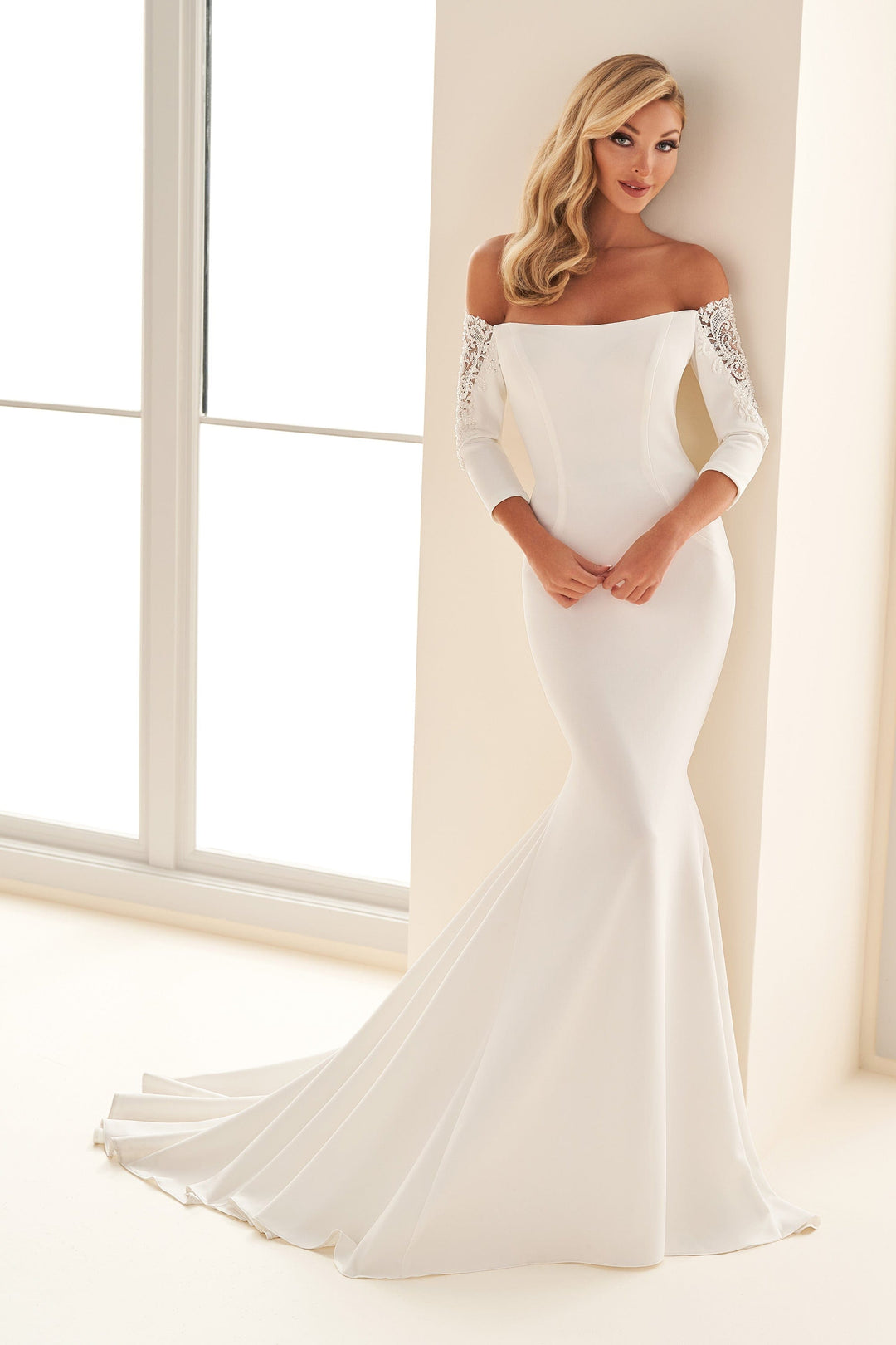 Enchanting Wedding Dress Enchanting: E2505