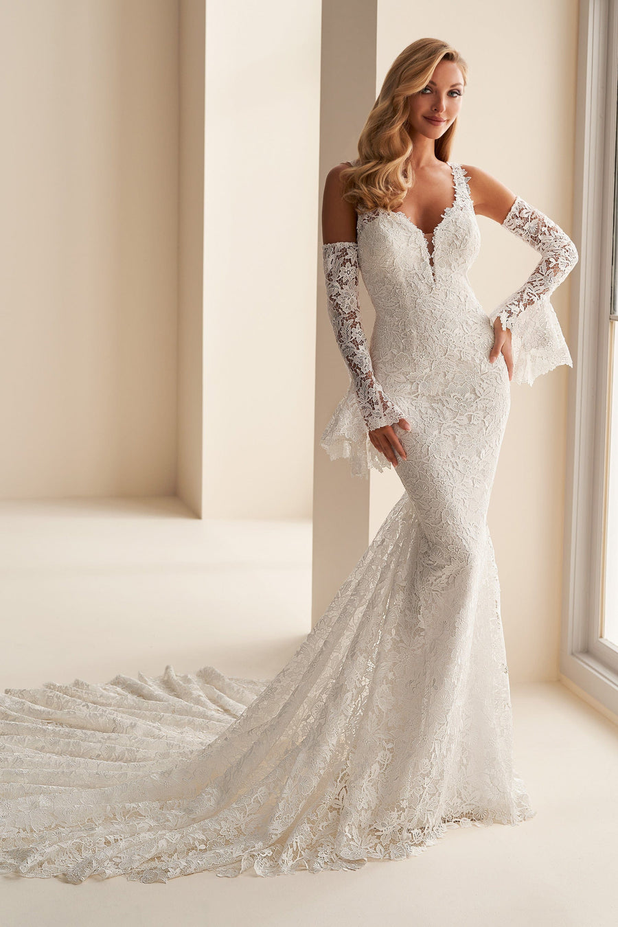 Enchanting Wedding Dress Enchanting: E2506