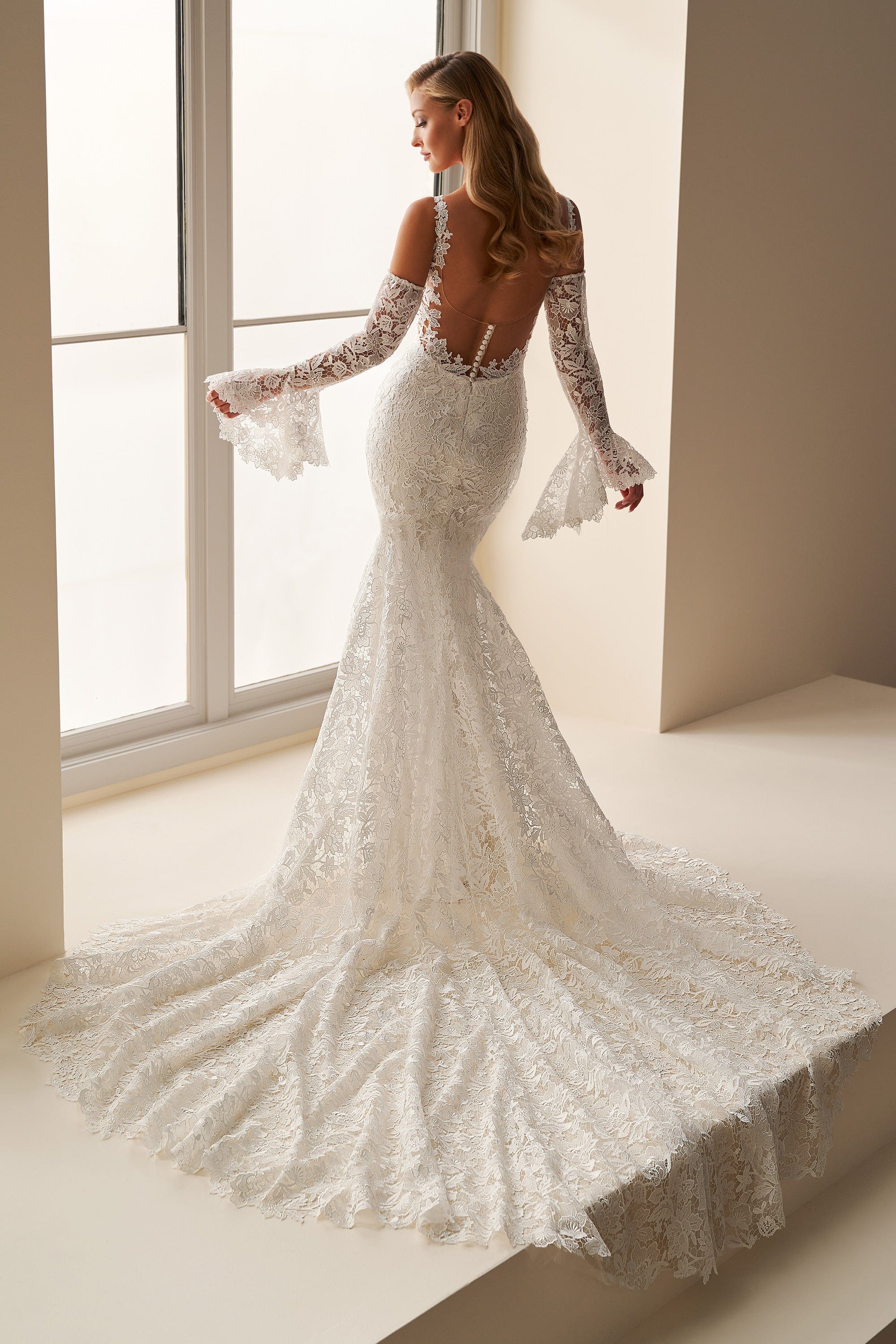 Enchanting E2506 12 Diamond White