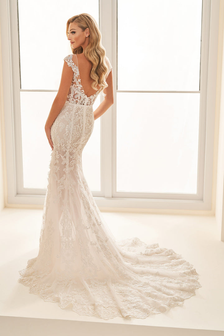 Enchanting Wedding Dress Enchanting: E2521