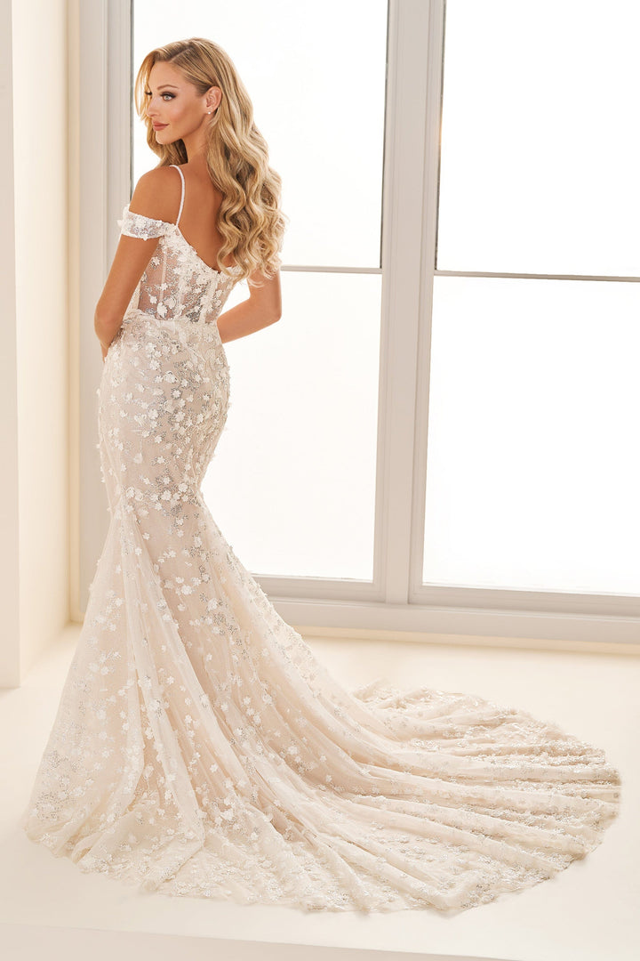 Enchanting Wedding Dress Enchanting: E2531