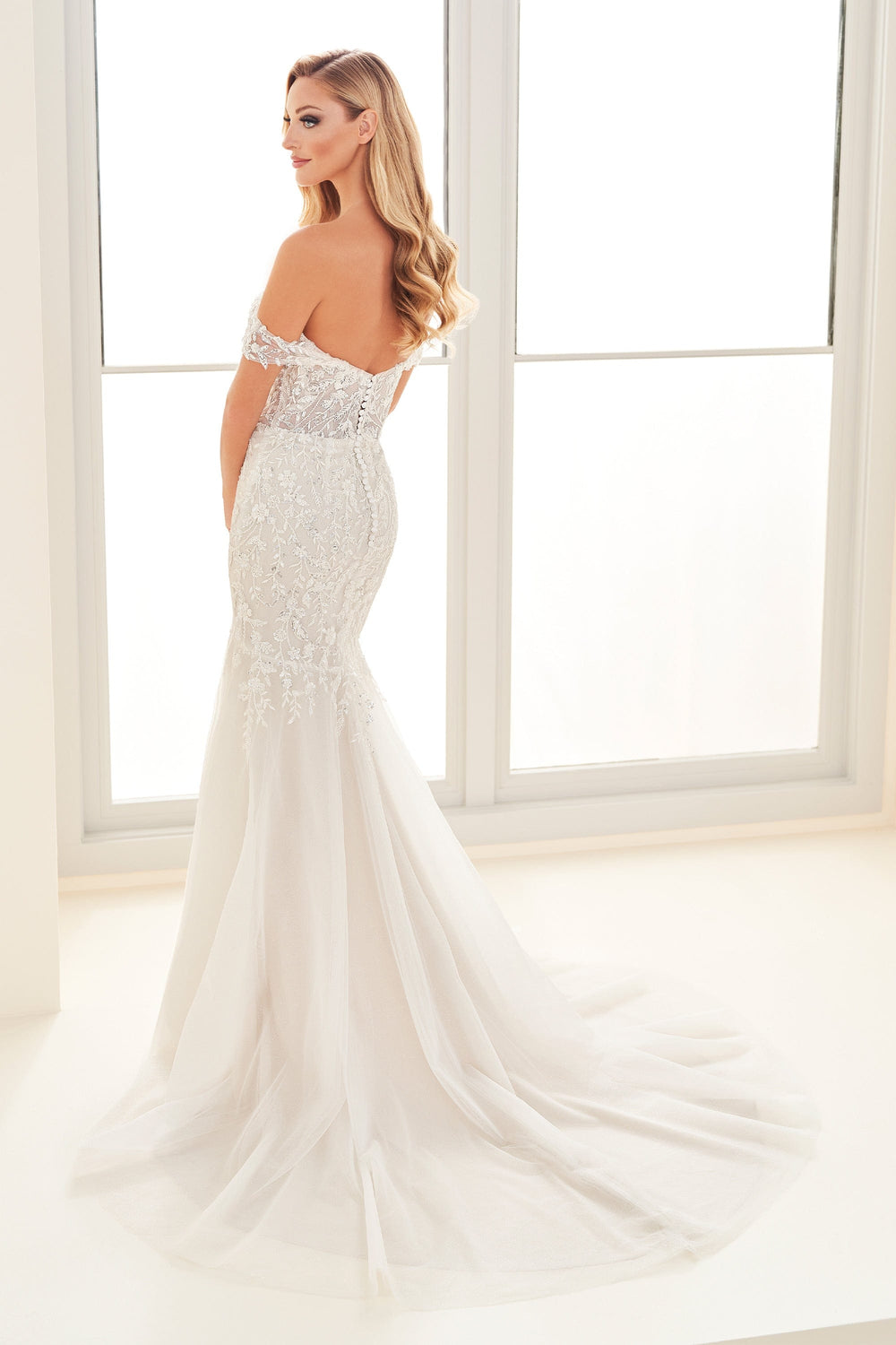 Enchanting Wedding Dress Enchanting: E504