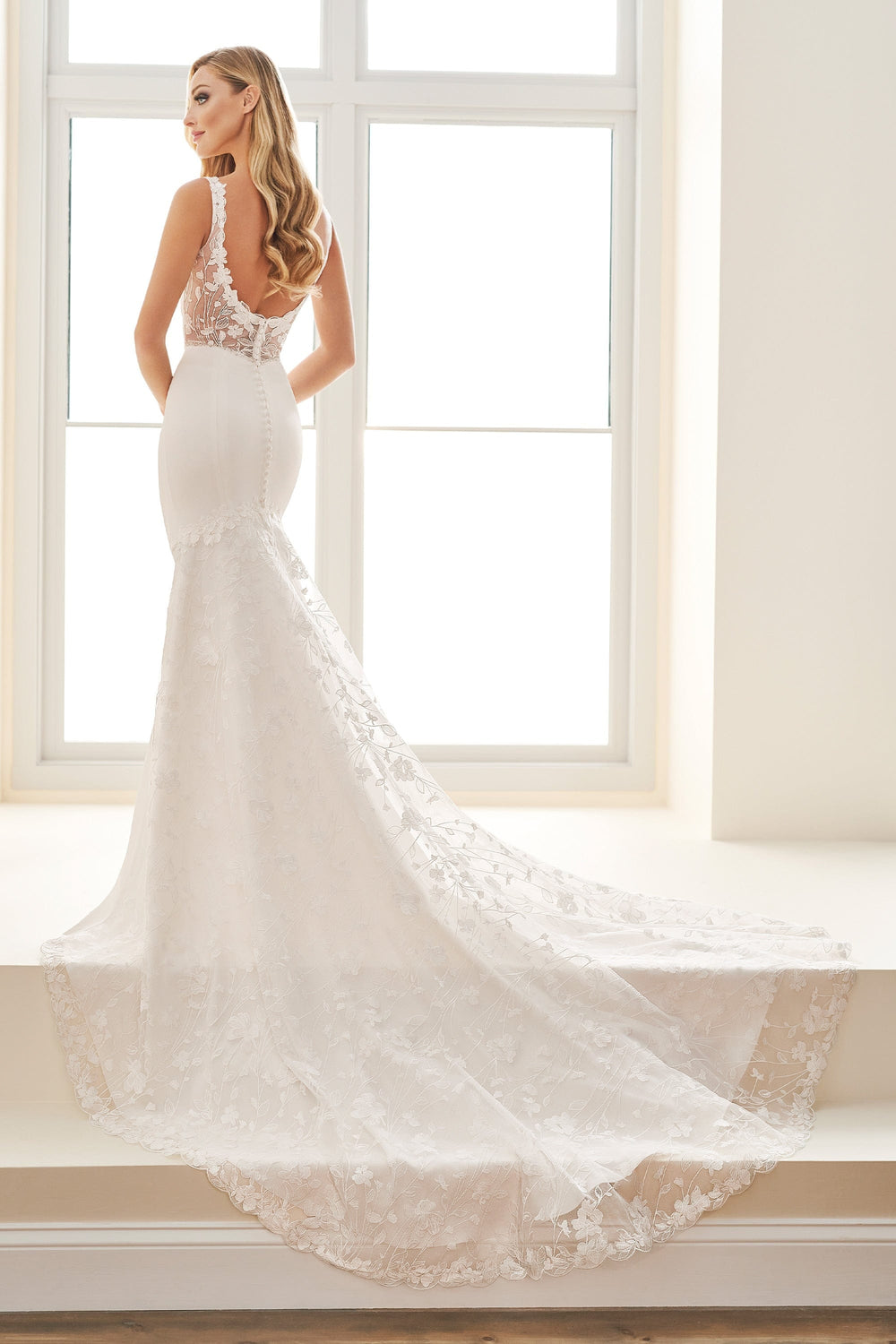 Enchanting Wedding Dress Enchanting: E506